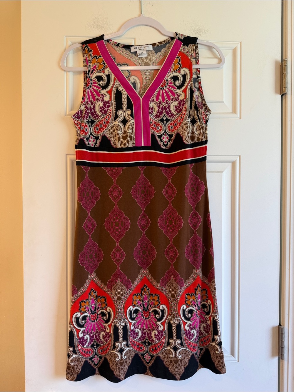 NWT Liz Claiborne Pink, Brown & Black Sleeveless V-Neck Midi Dress